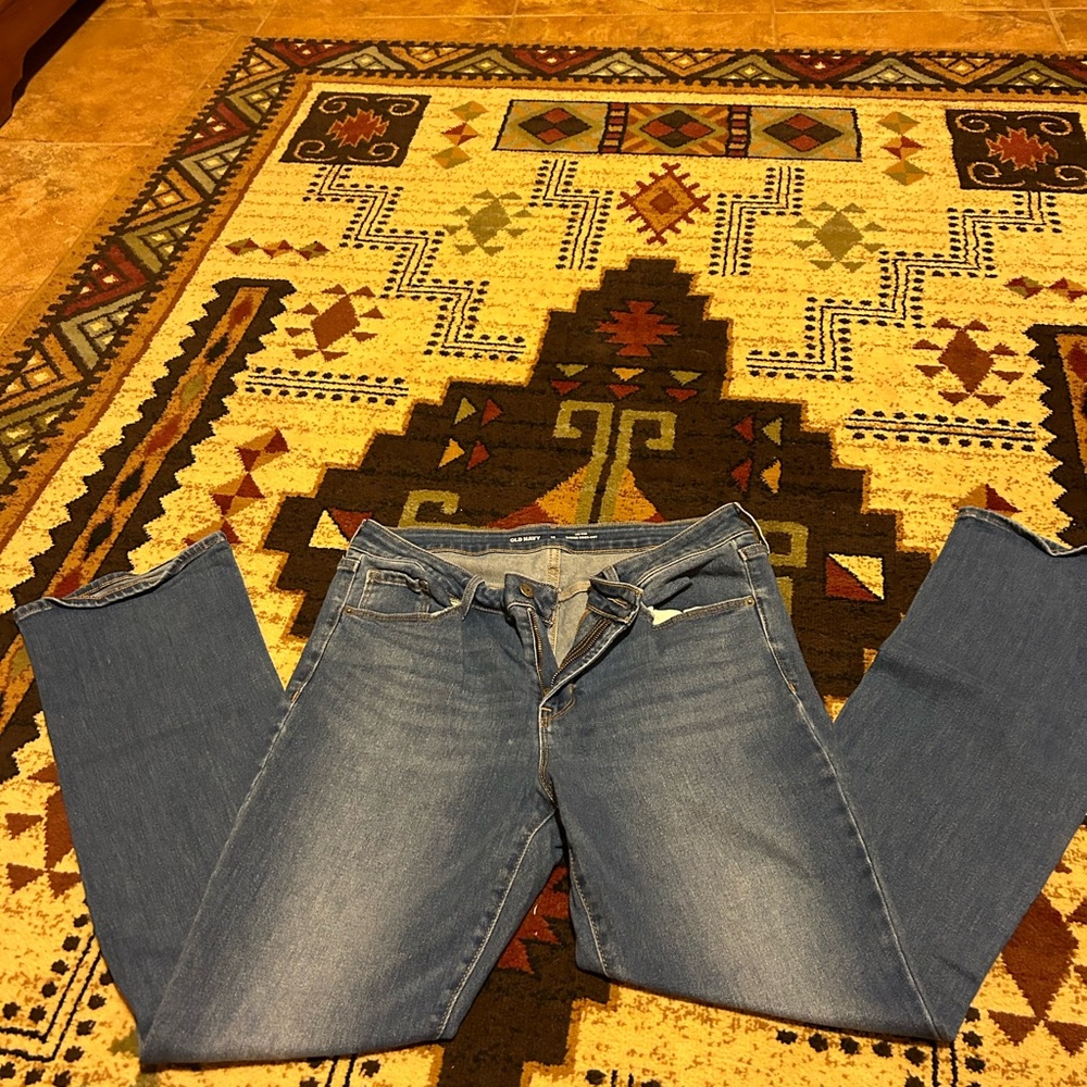 Great condition. 30 inseam.
